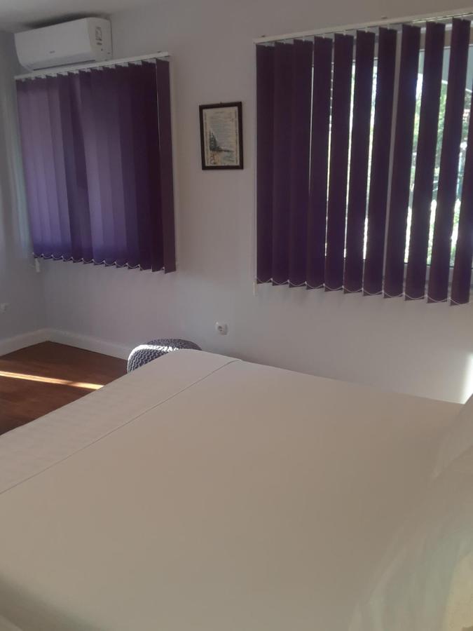 New Kosljun Apartment Short Walk To Beach Dış mekan fotoğraf